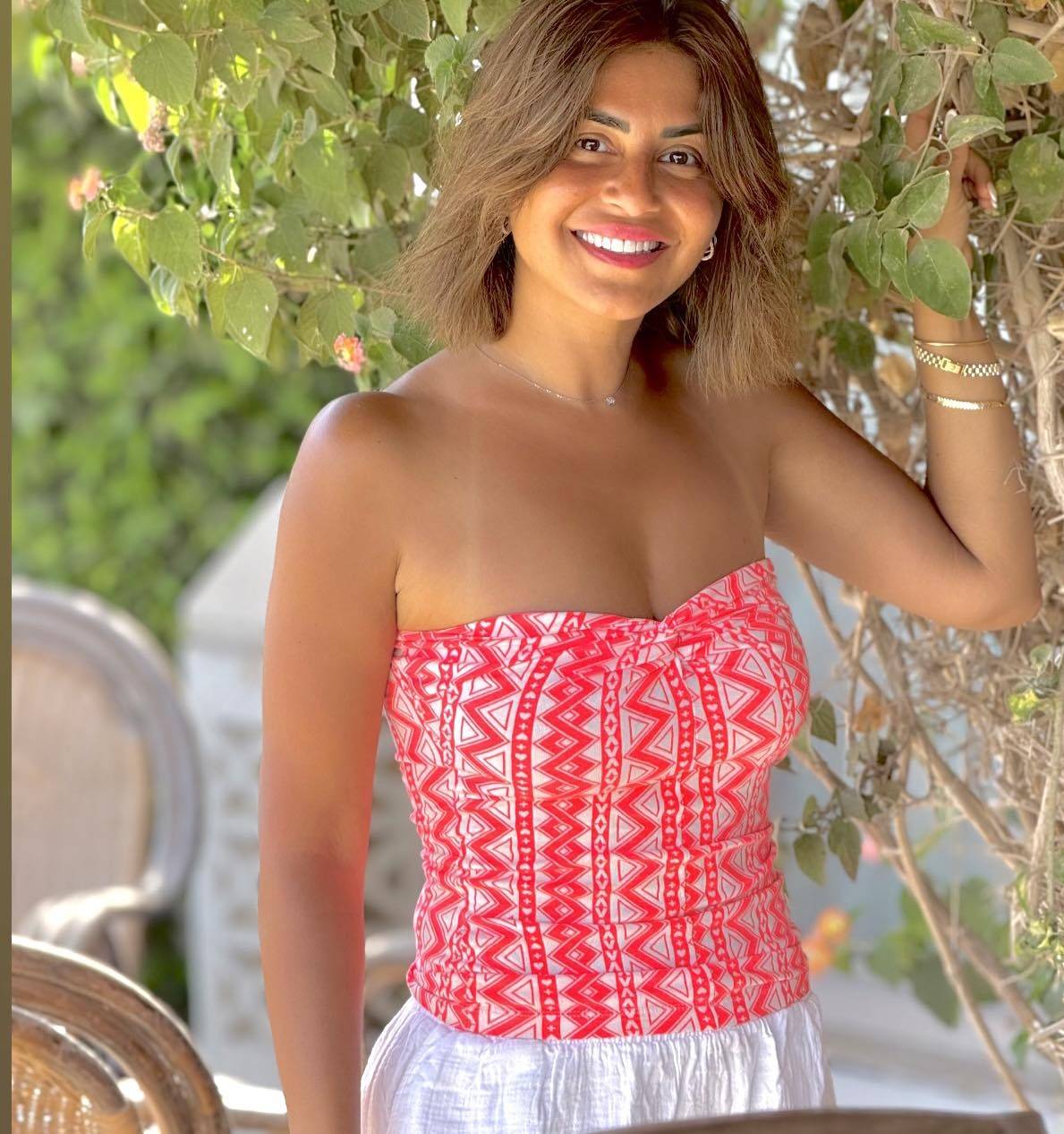 منة فضالي تكشف تفاصيل أزمتها الصحية