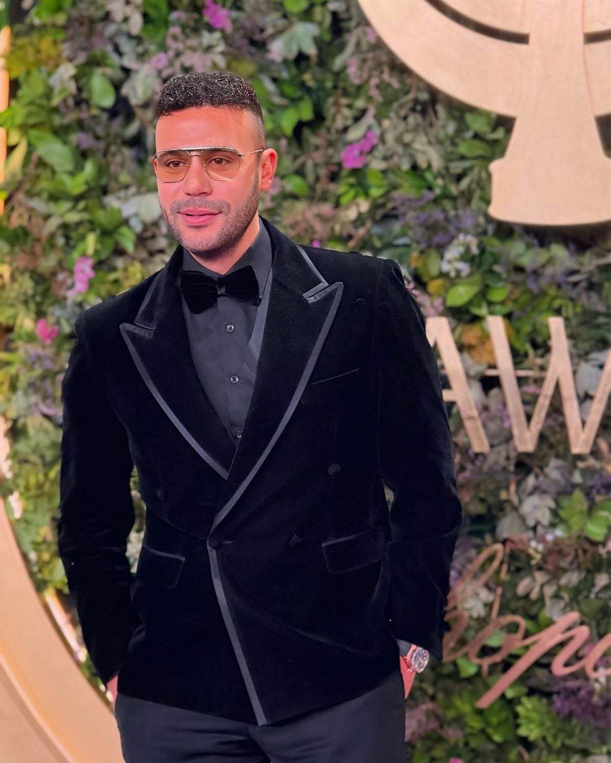 محمد إمام يحير الجمهور ويسألهم عن مسلسله في رمضان (صور)