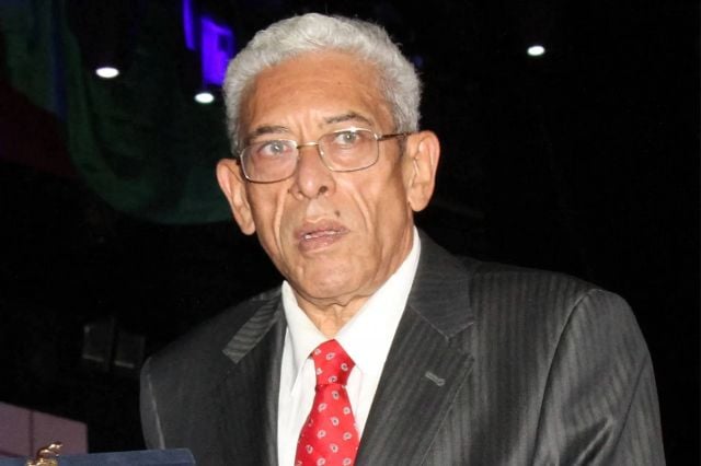 نجوم الفن ينعون داوود عبد السيد: أتعس خبر