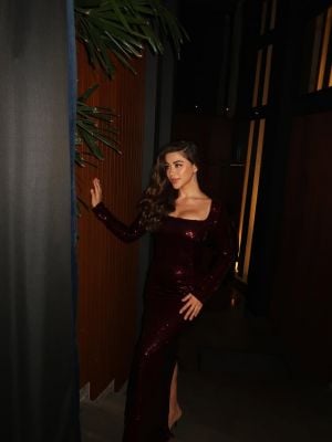 يارا السكري تتألق يوم ميلادها بالدانتيل الجريء