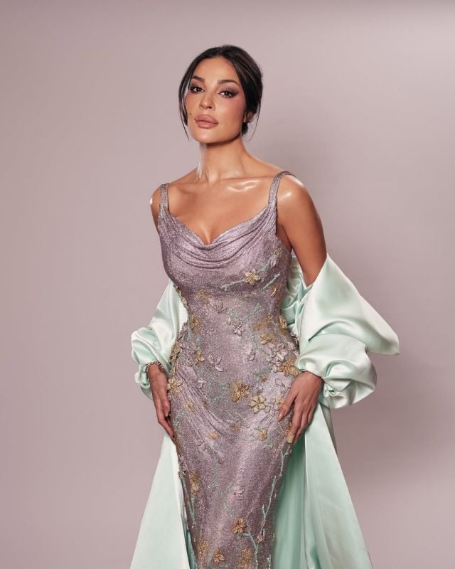 نادين نسيب نجيم بفستان تمارا رالف Tamara Ralph 