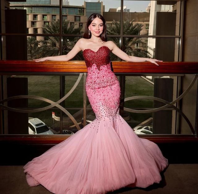 بيسان اسماعيل تتألق بقصة حورية البحر بأسلوب الكشاكش