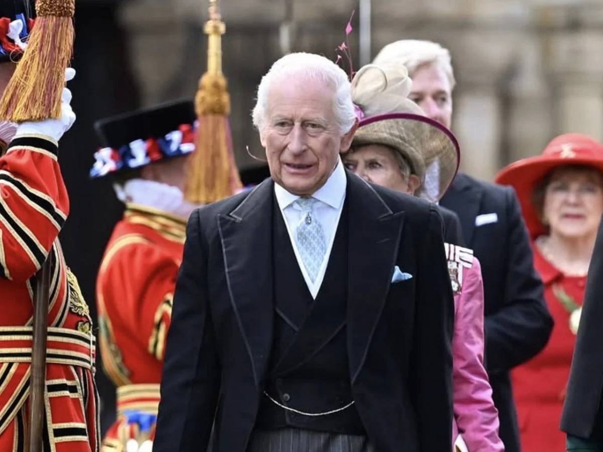 الملك تشارلز يخرق التقاليد الملكية في نهاية 2025