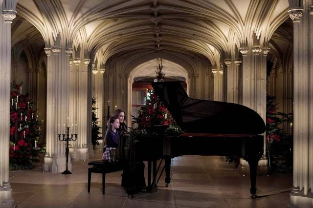 دويتو موسيقي بين كيت ميدلتون وابنتها الأميرة شارلوت