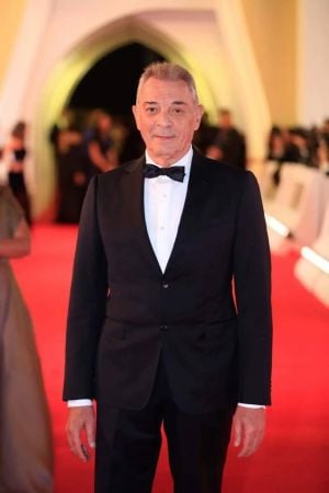 الظهور الأول لمحمود حميدة بعد وعكته الصحية ومغادرته المستشفى 