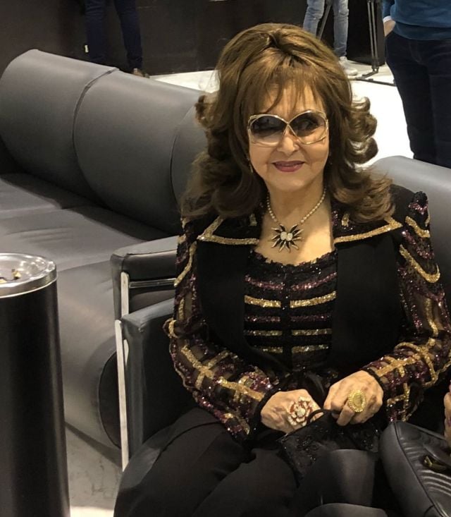 ليلى طاهر تنتقد الباحثين عن الترند بسبب أخبار زواج وطلاق الفنانين (فيديو)