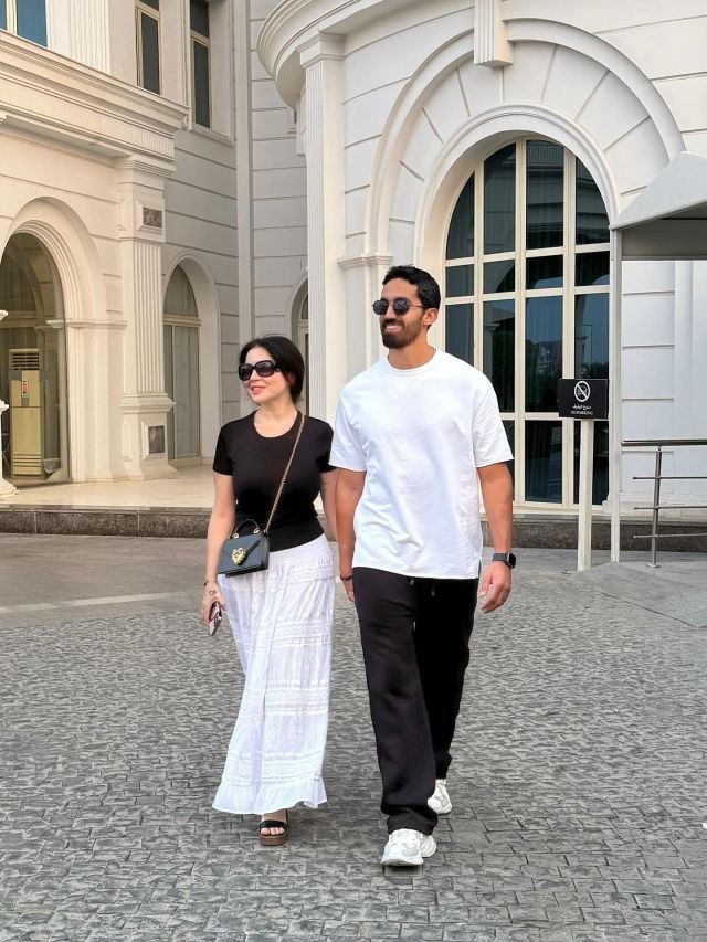 مي عز الدين تتلقى رسالة رومانسية من زوجها في يوم ميلادها