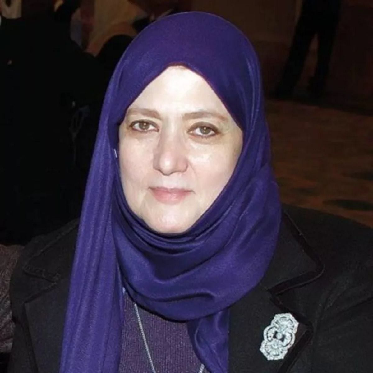 شمس البارودي توجّه رسالة قاسية الى منتحلي شخصيتها على مواقع التواصل ثم تتراجع