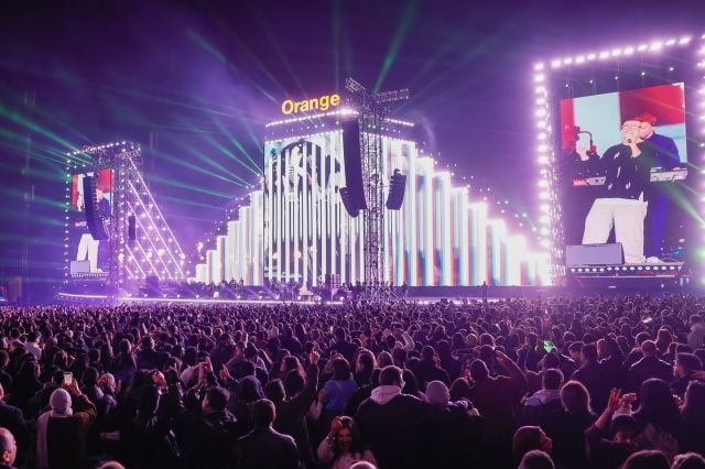 جمهور حفل عمرو دياب ملأ المكان