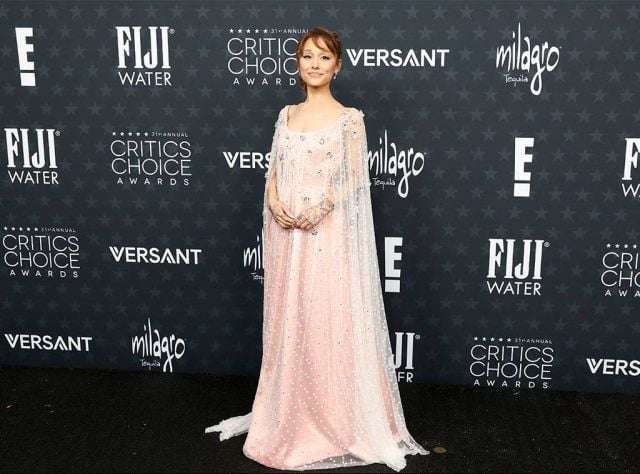 ليلة الأناقة: أفضل إطلالات النجوم في Critics Choice Awards 2026