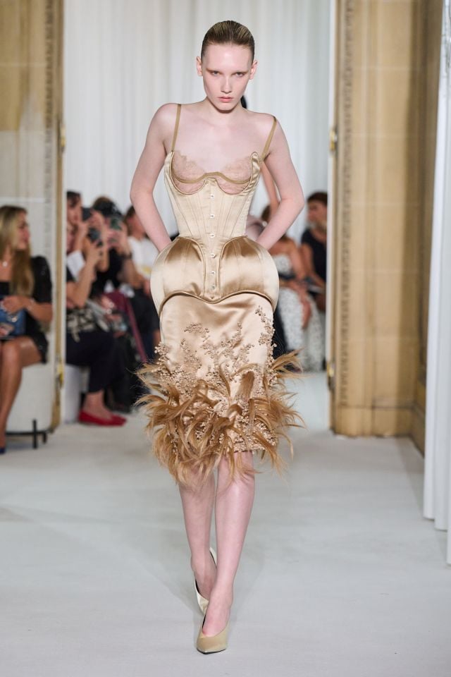 آشي استوديو الأزياء الراقية شتاء 2026