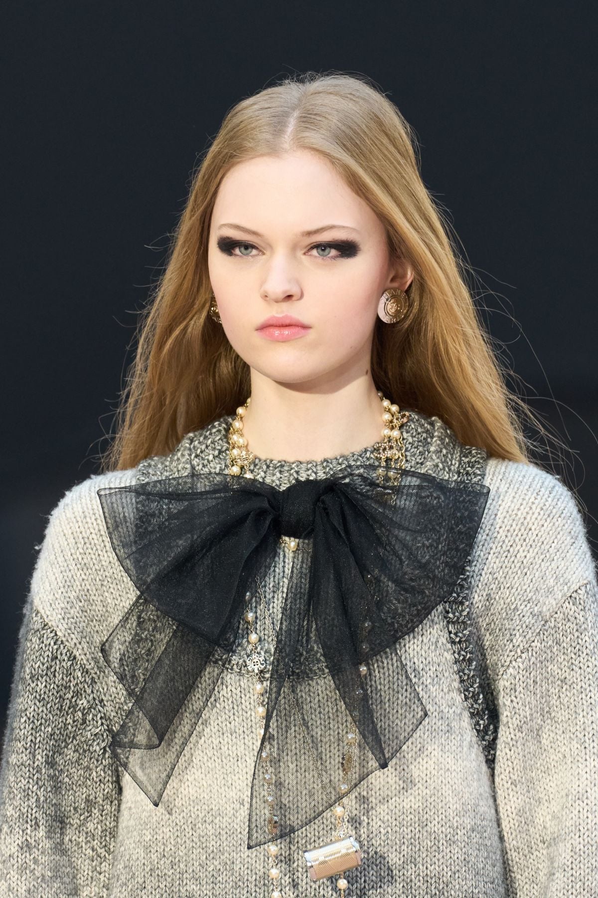 عودة قوية لأسلوب Soft Glam في المكياج