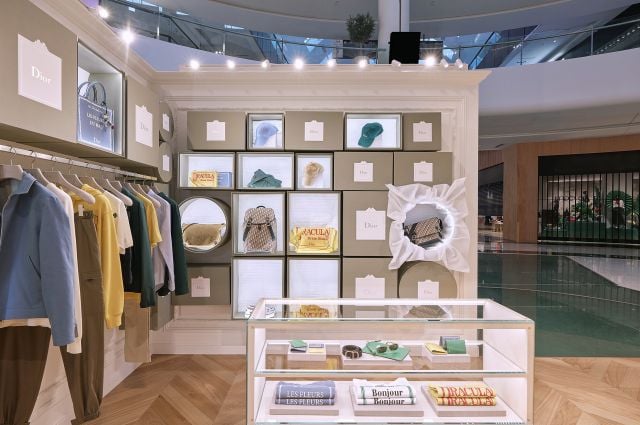 متجر ديور في دبي مول