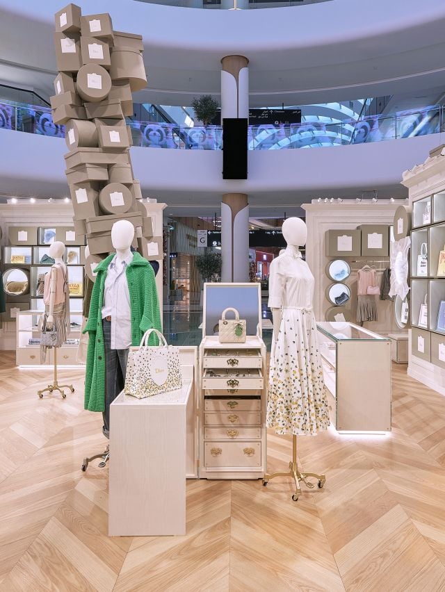 متجر ديور في دبي مول