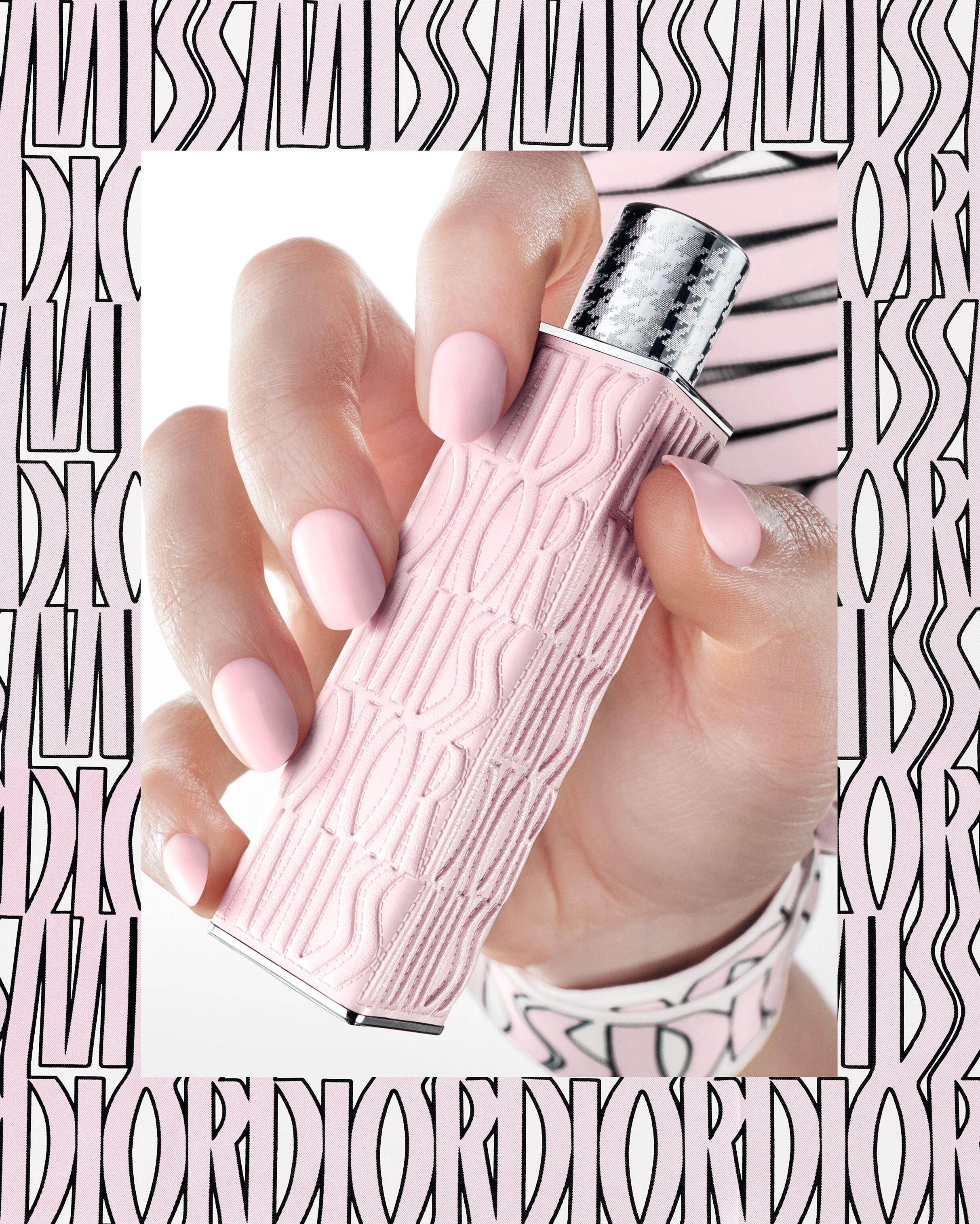 علبة ميني ميس ديور رانوي لون وردي فاتح