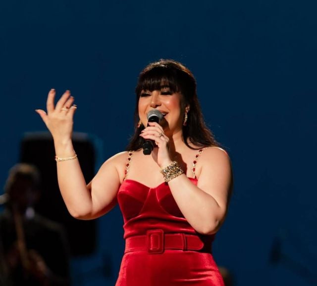 بوسي بجمبسوت مخملي انيق