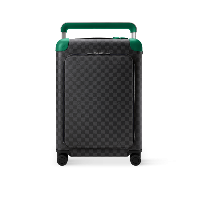 حقيبة سفر من 