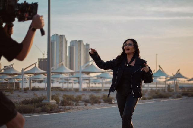 لطيفة التونسية في كليب جديد