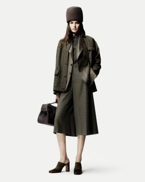 اختاري حقيبة Extra Softy من Loro Piana لإطلالاتك الصيفية