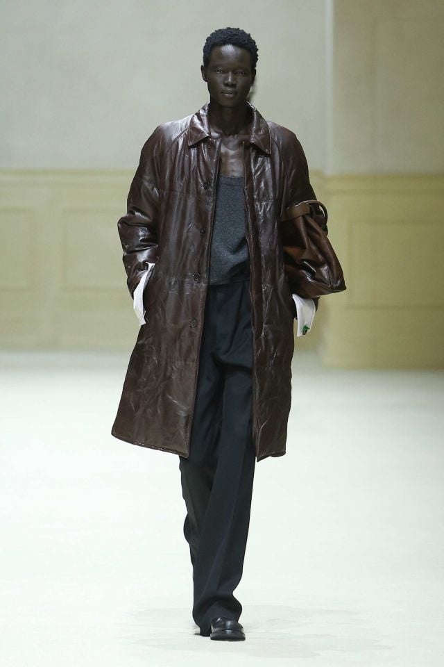 من مجموعة أزياء برادا الرجالية لخريف وشتاء 2026 