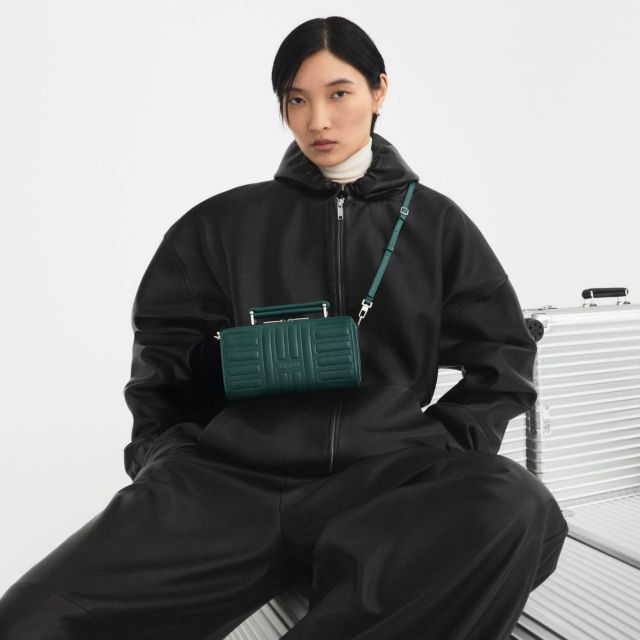 حقائب عملية وأنيقة من علامة RIMOWA 