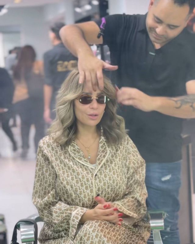 ريم البارودي تغيّر لون شعرها