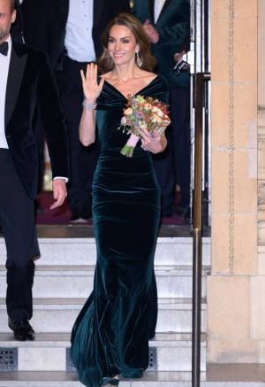 الأسلوب المَلكي المتجدّد: إطلالات كيت ميدلتون في نهاية 2025