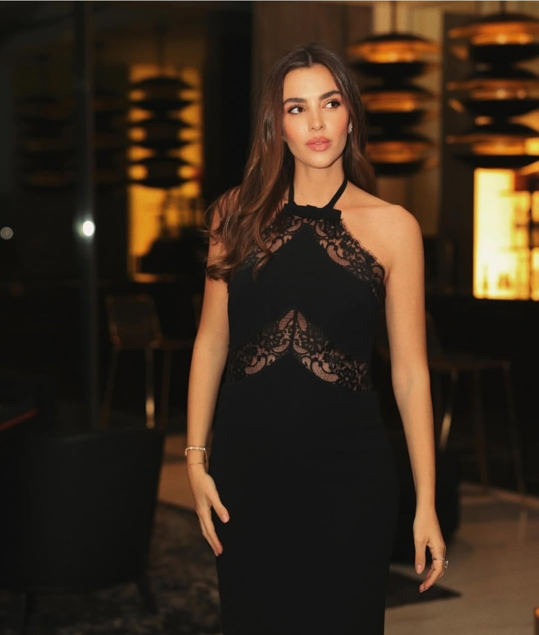 بين الكاجوال والأنيق... زين قطامي تستمتع بوقتها في المالديف