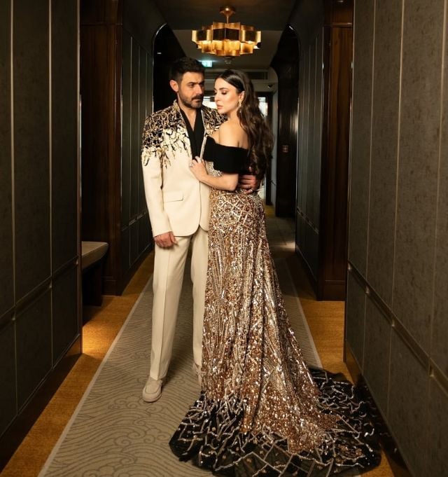 سارة أبي كنعان تنسق إطلالتها مع وسام فارس