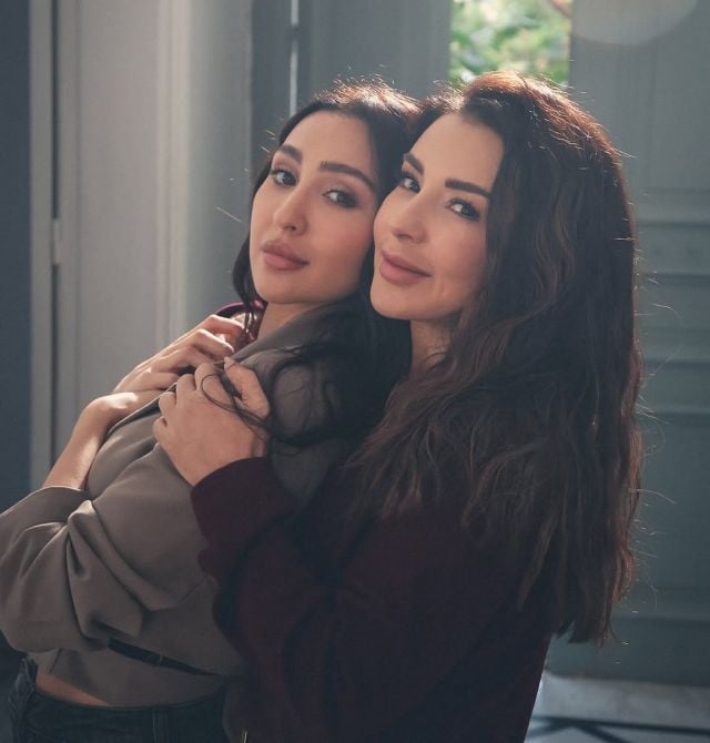  ضحك ولعب وعفوية بين النجوم اللبنانيين قبل حفل Joy Awards