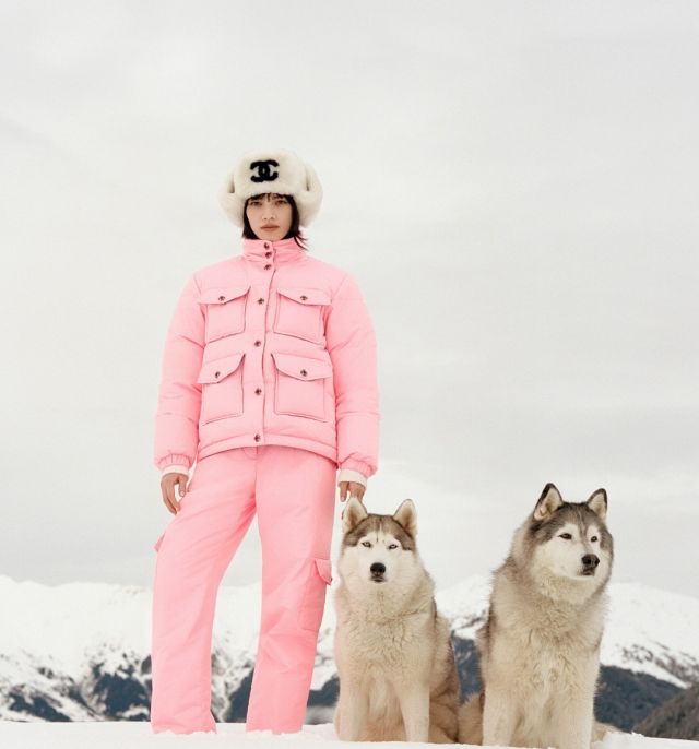 أزياء  Coco Neige من شانيل 2025