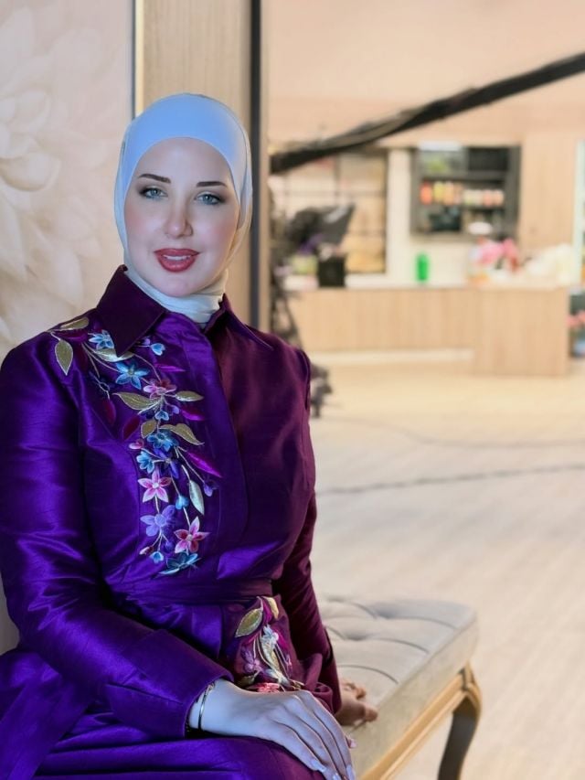 آلاء بشناق شبيهة نانسي عجرم