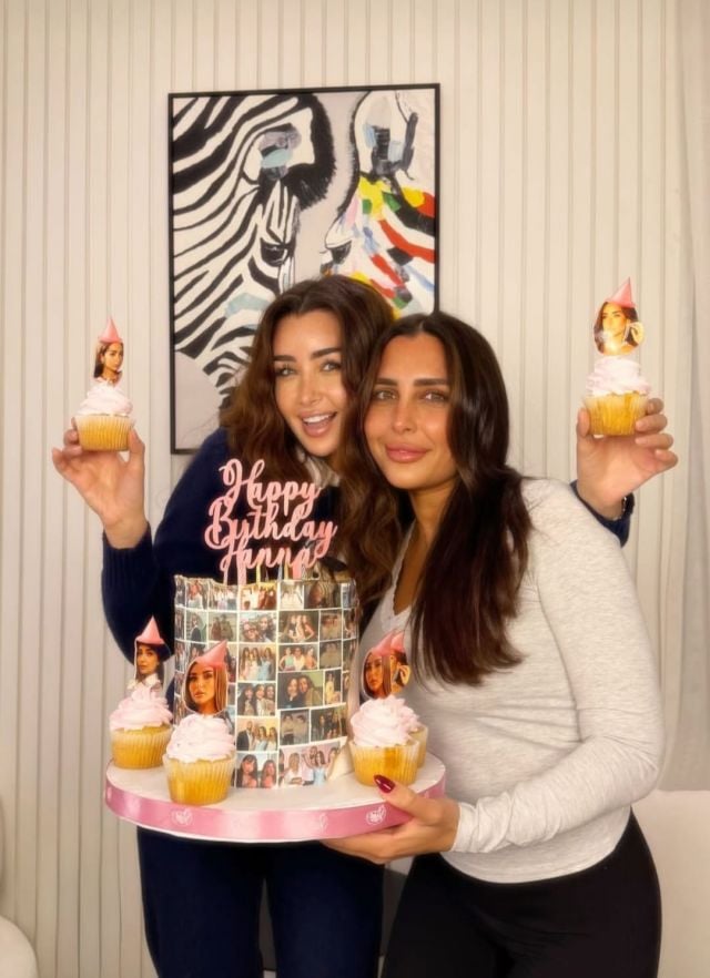 هنا الزاهد تحتفل بميلادها مع صديقتها