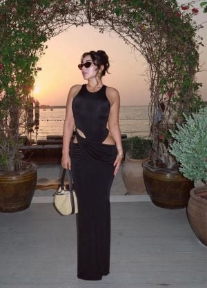 فساتين الـCut Out تتصدر خيارات النجمات العربيات