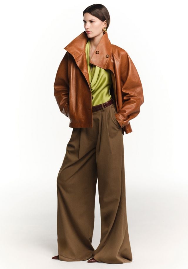 من مجموعة إيلي صعب لما قبل خريف 2026