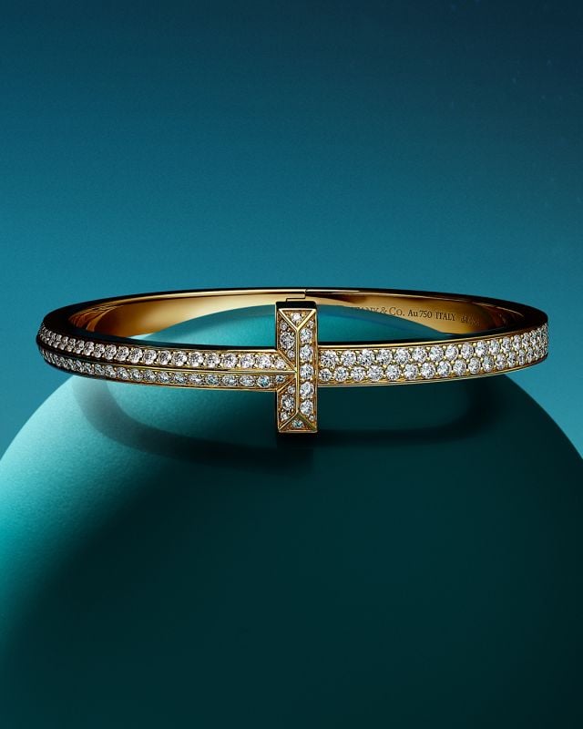 من مجموعة مجوهرات Tiffany T