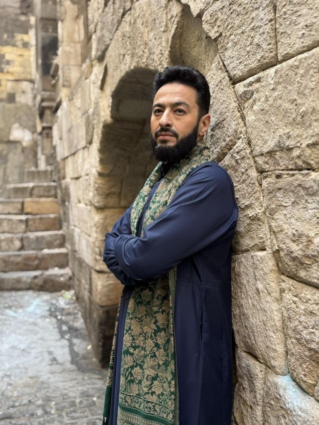 الفنان حمادة هلال