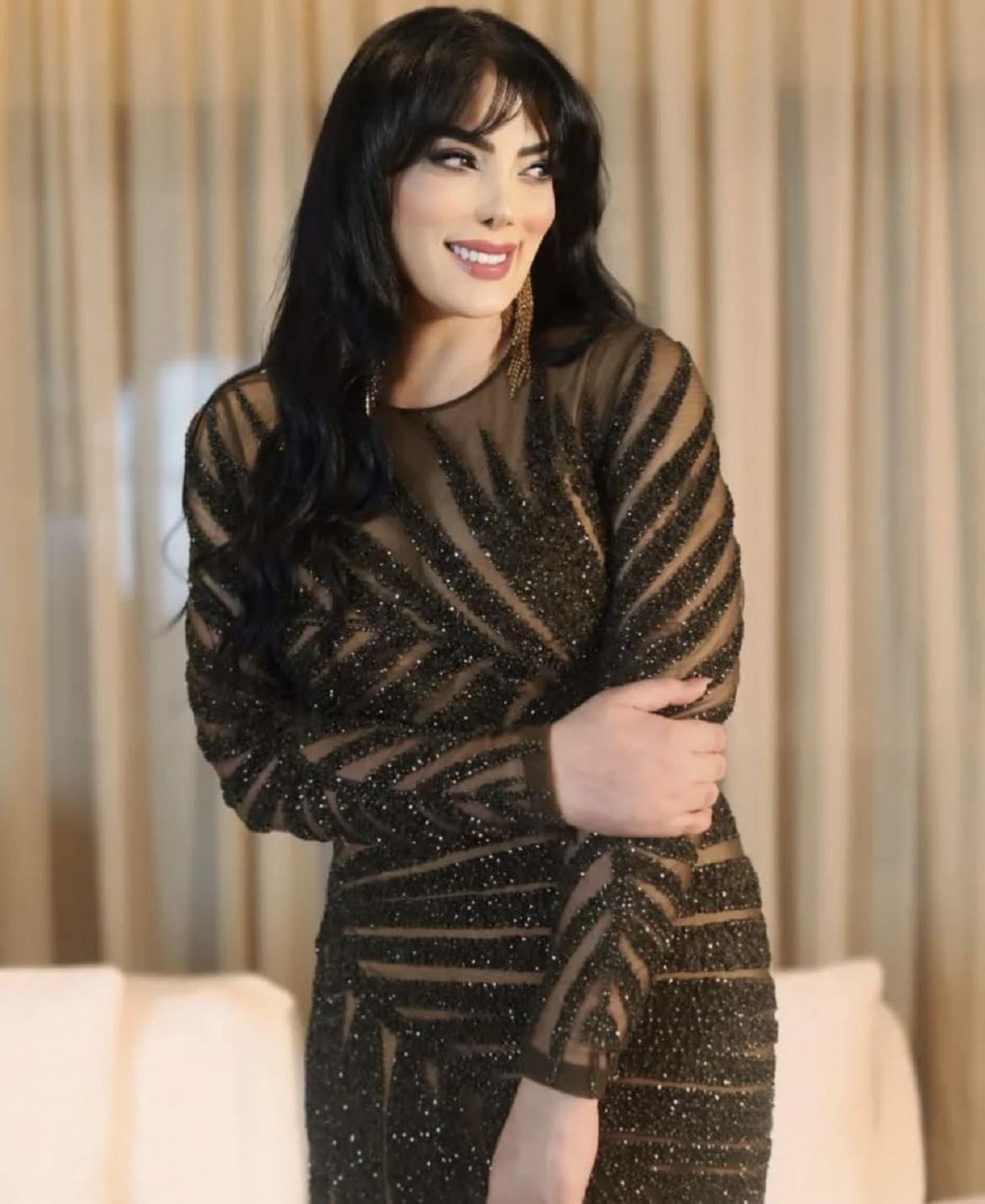 حورية فرغلي تتحدث عن أسباب عودتها لمصر بعد سنوات (فيديو)