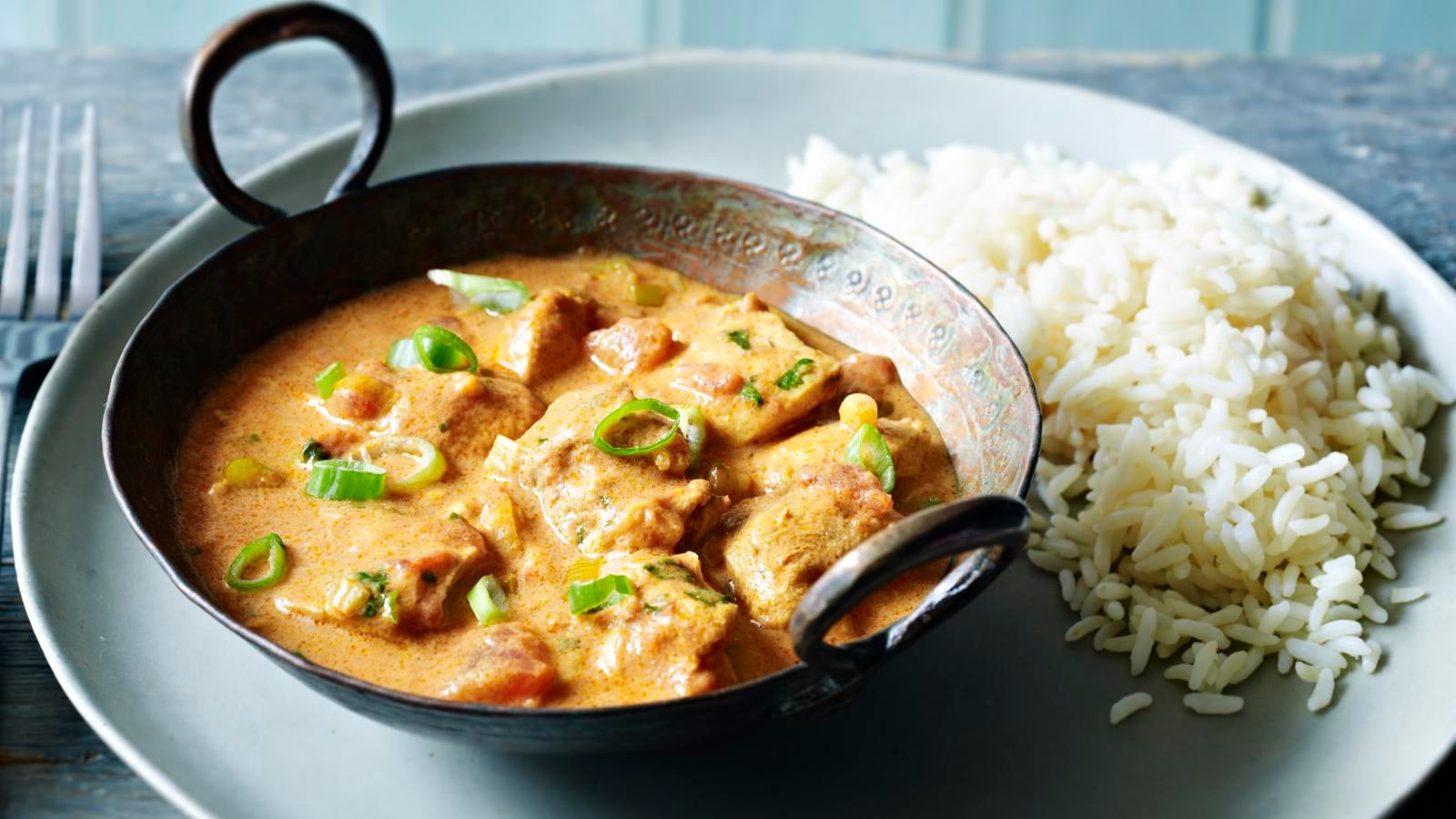 وصفات بصدور الدجاج-وصفة دجاج بالكاري