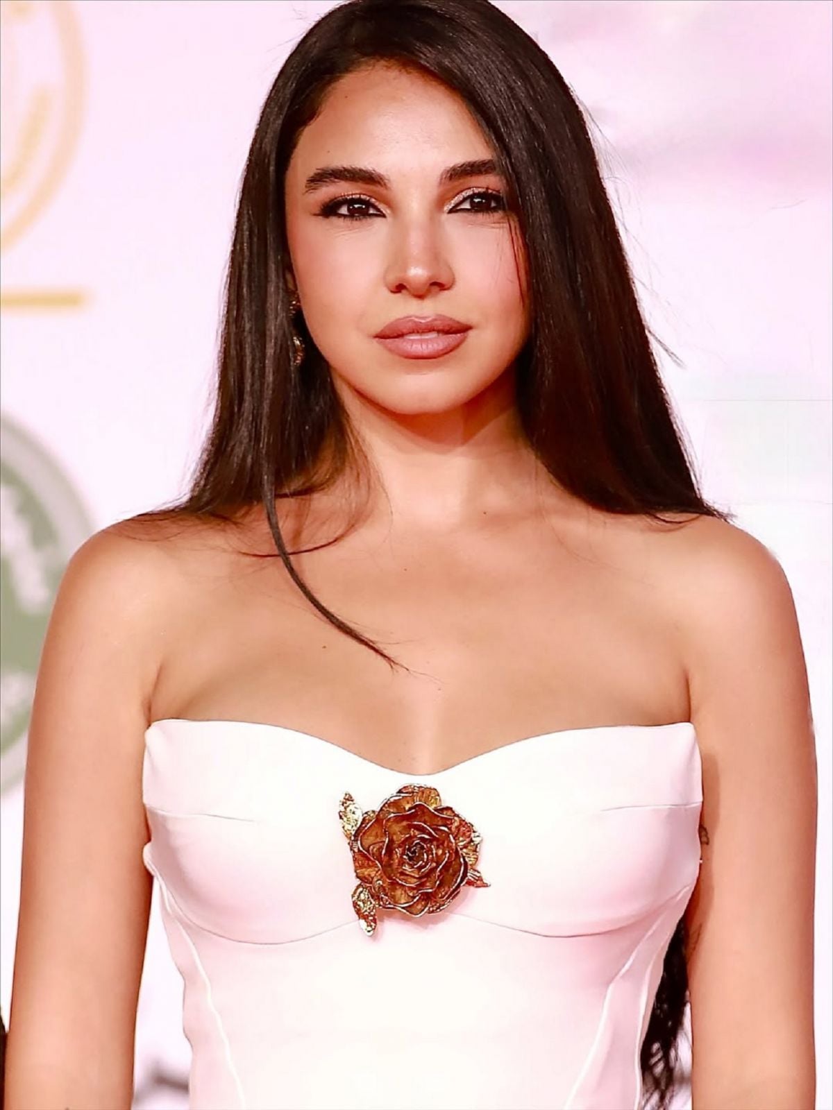 سلمى أبو ضيف توجّه رسالة الى هند صبري بعد هجوم مها نصار عليها