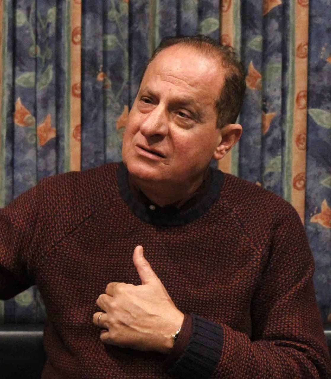 إحالة هاني مهنا الى مجلس تأديبي... و