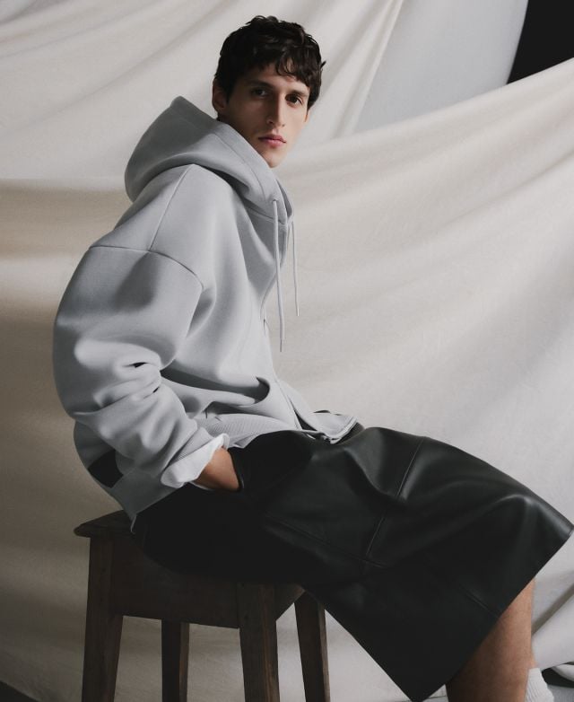 إطلالة أنيقة من 