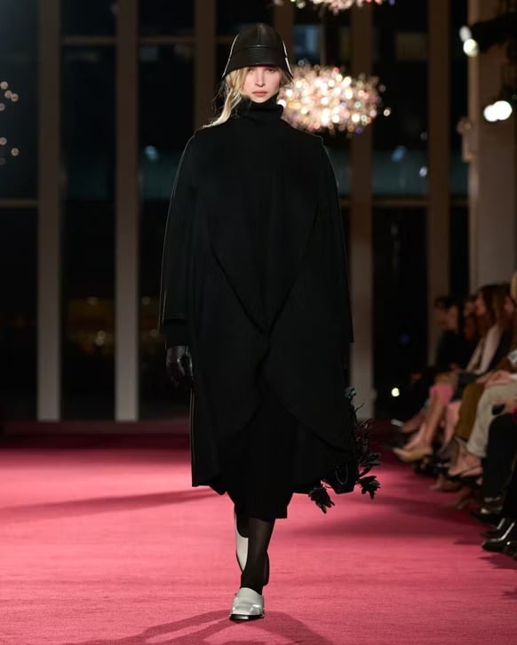 من مجموعة مايكل كورس خريف وشتاء 2026 