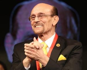 محمد صبحي يعلن رأيه في تقديم السيرة الذاتية للفنانين