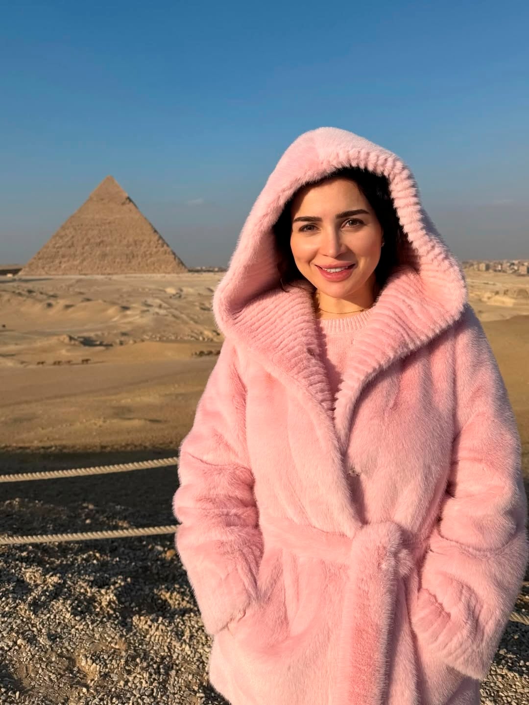 تطورات الحالة الصحية لمي عز الدين بعد جراحة خطرة