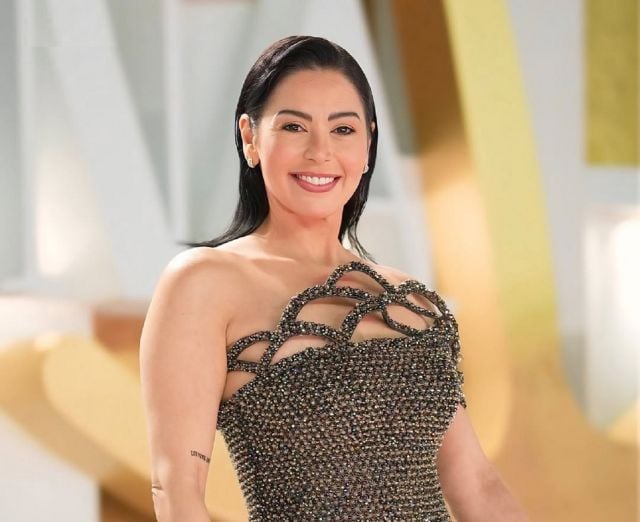 لقاء الخميسي تتحدث عن الطلاق والخيانة والجمهور يسأل: تم الطلاق؟