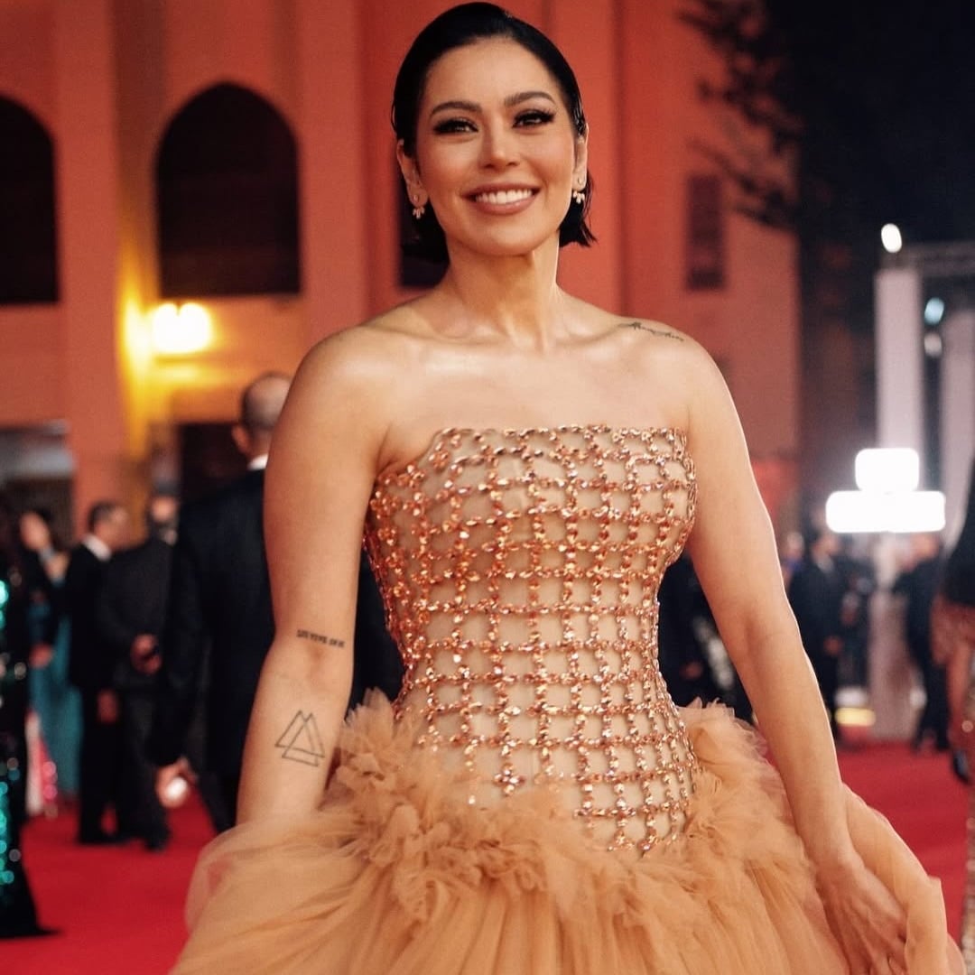 لقاء الخميسي تتحدث عن الطلاق والخيانة والجمهور يسأل: تم الطلاق؟