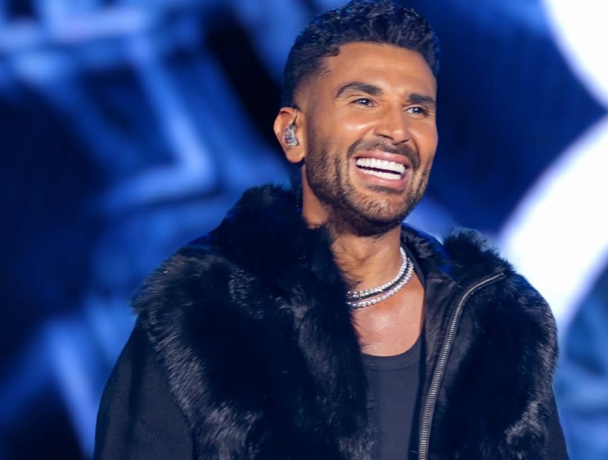 أحمد سعد يشارك ابنتيه الغناء في حفله الأخير على أنغام 