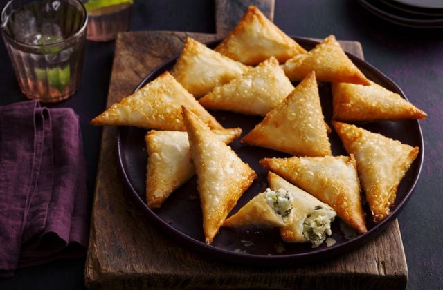 اسهل واسرع طريقة لعمل سمبوسة البيت