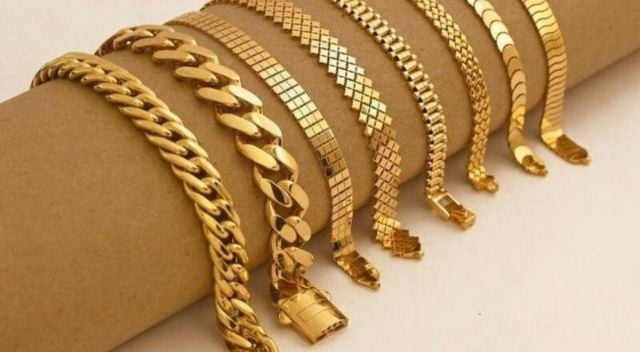 ما هو تفسير رؤية أساور الذهب في المنام؟